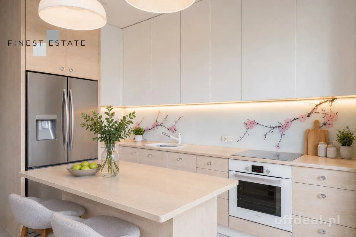 Przestronny Apartament | Metro M2 | Garderoba | 2P