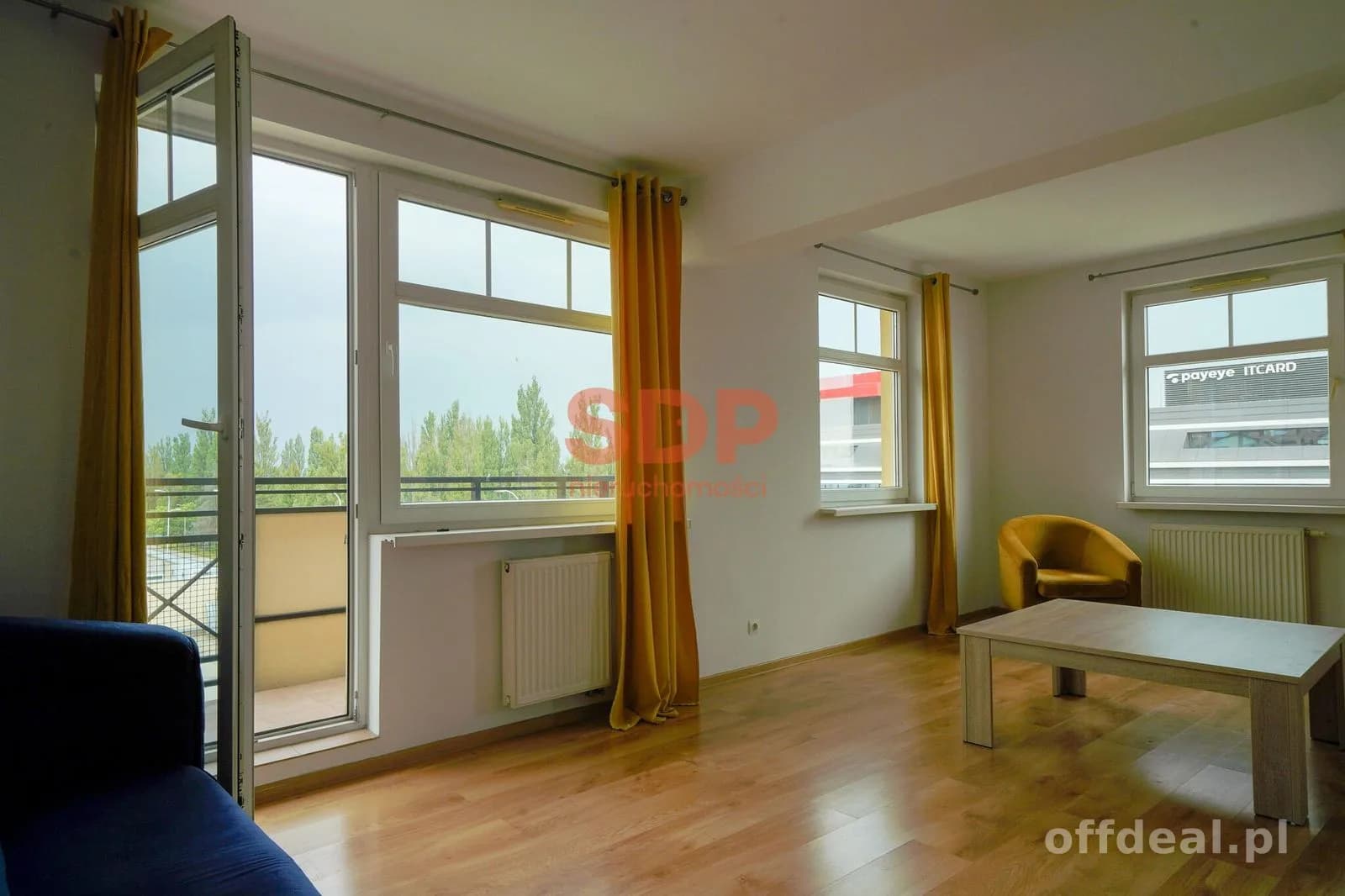 Komfortowe 2 pokoje na Partynicach. Duży balkon, winda z poziomu zero