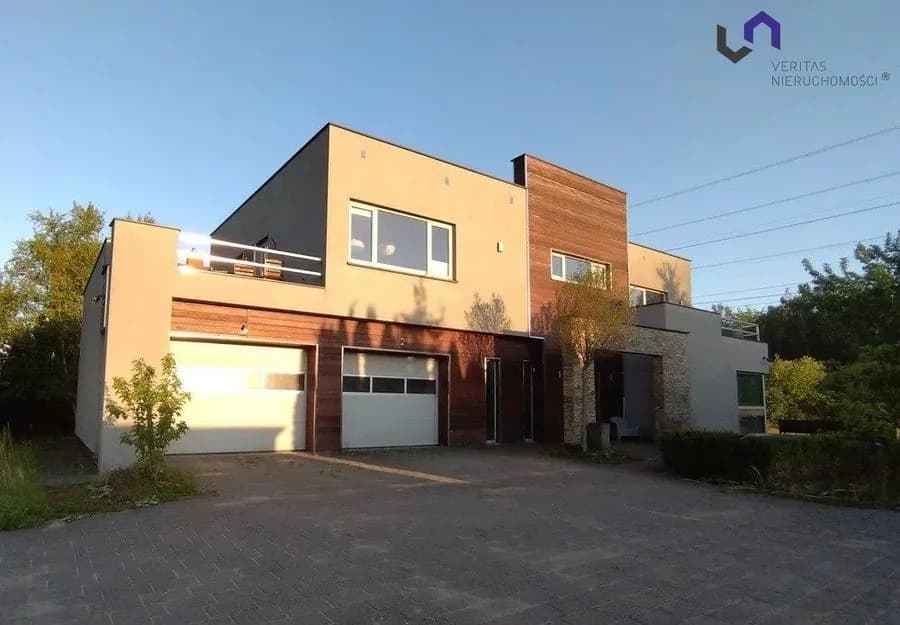 7-room house for sale in Bytom | 265 m²