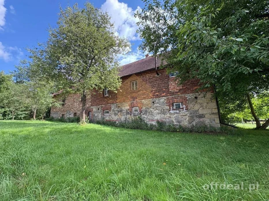 Foto 4: Haus, 8 rooms, 600 m², Chmieleń