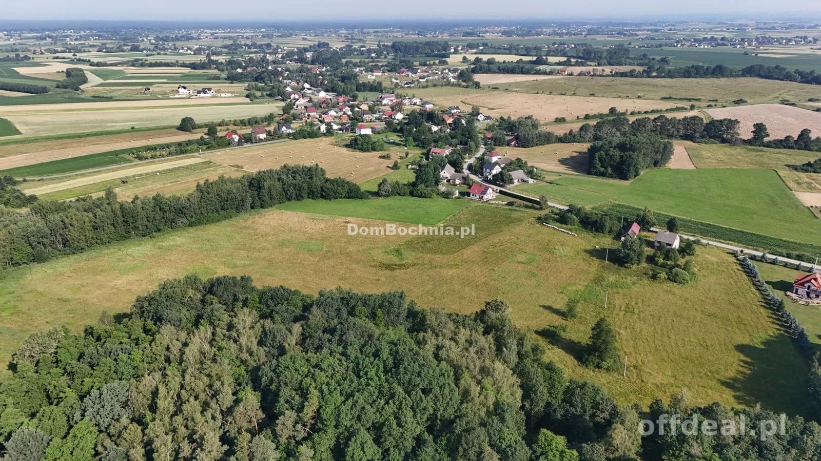 Borek Rzezawa działka 77ar przy drodze media