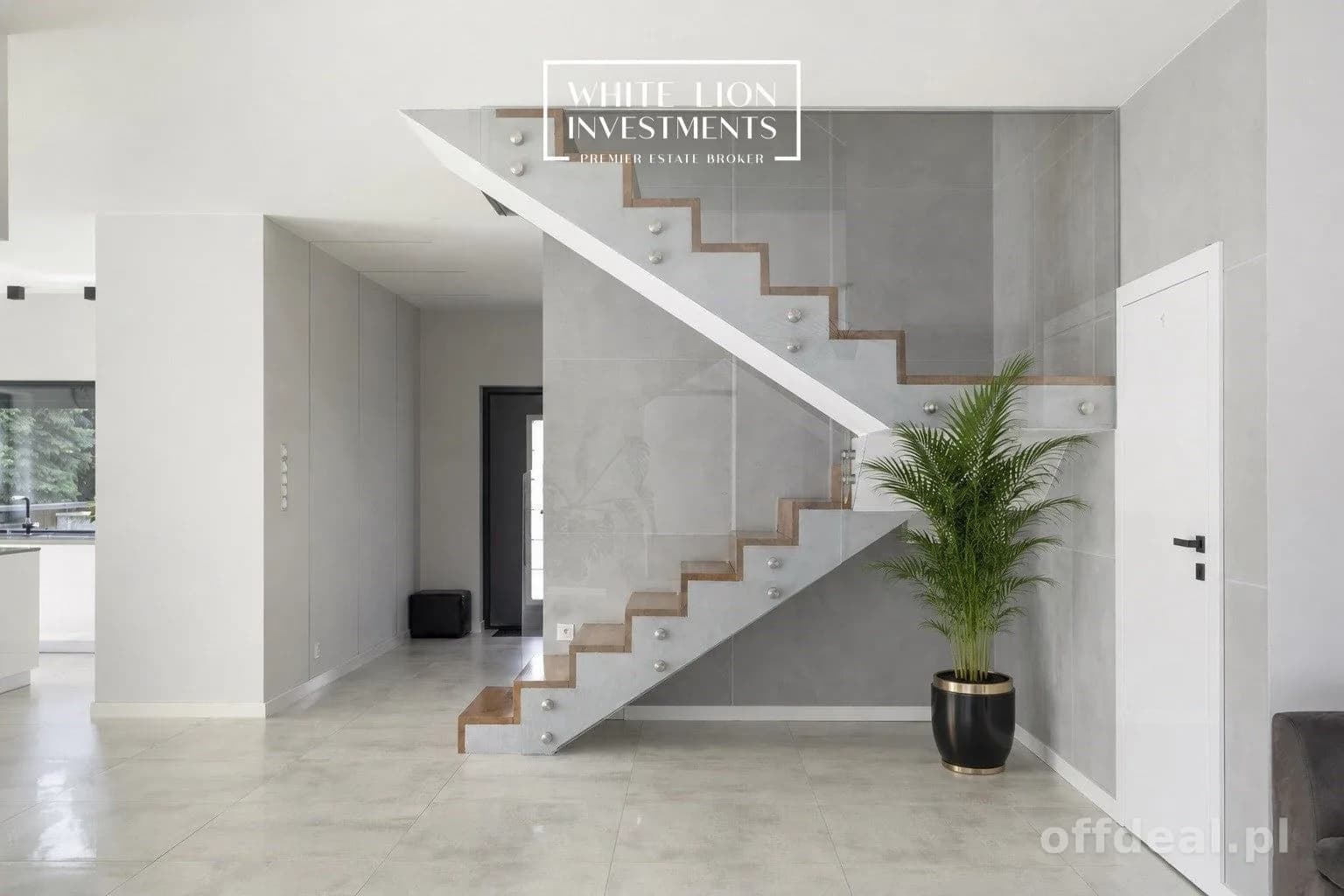 maison à vendre à Chyliczki | 6 pièces | 244,52 m²