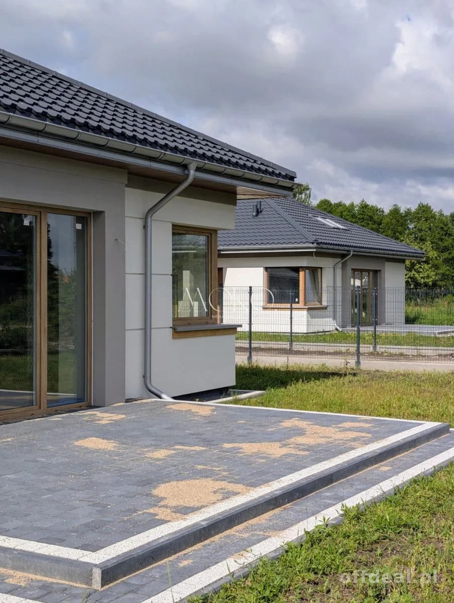 Domy jednorodzinne 123,77 m² z ogródkiem 630 m²