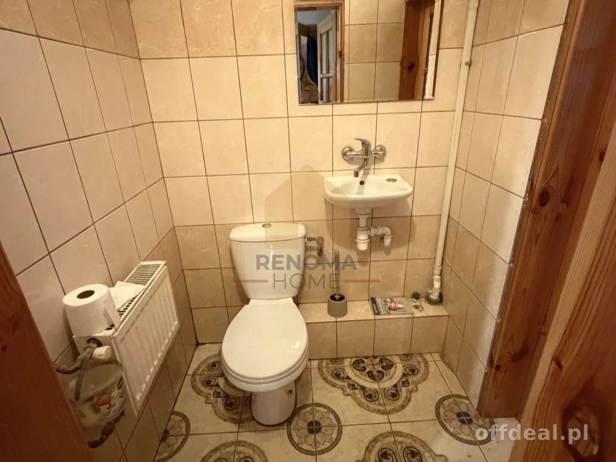 Dom z ogrodem i garażem w Bożkowie.