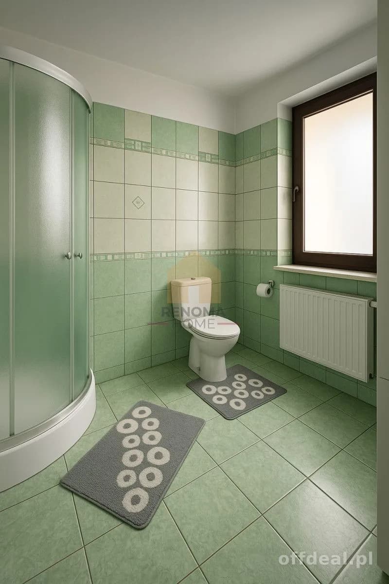 Dom z ogrodem i garażem w Bożkowie.