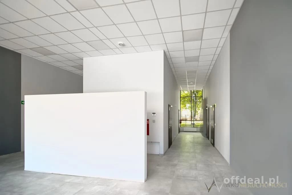 Gewerbeimmobilie zum Verkauf in Wrocław | 2.730 m²