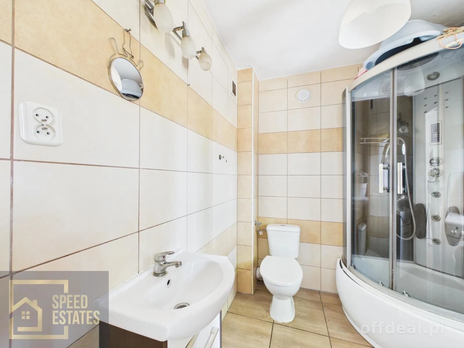 DOM Z 5 NIEZALEŻNYMI MIESZKANIAMI | 900 m² DZIAŁKI | INWESTYCJA