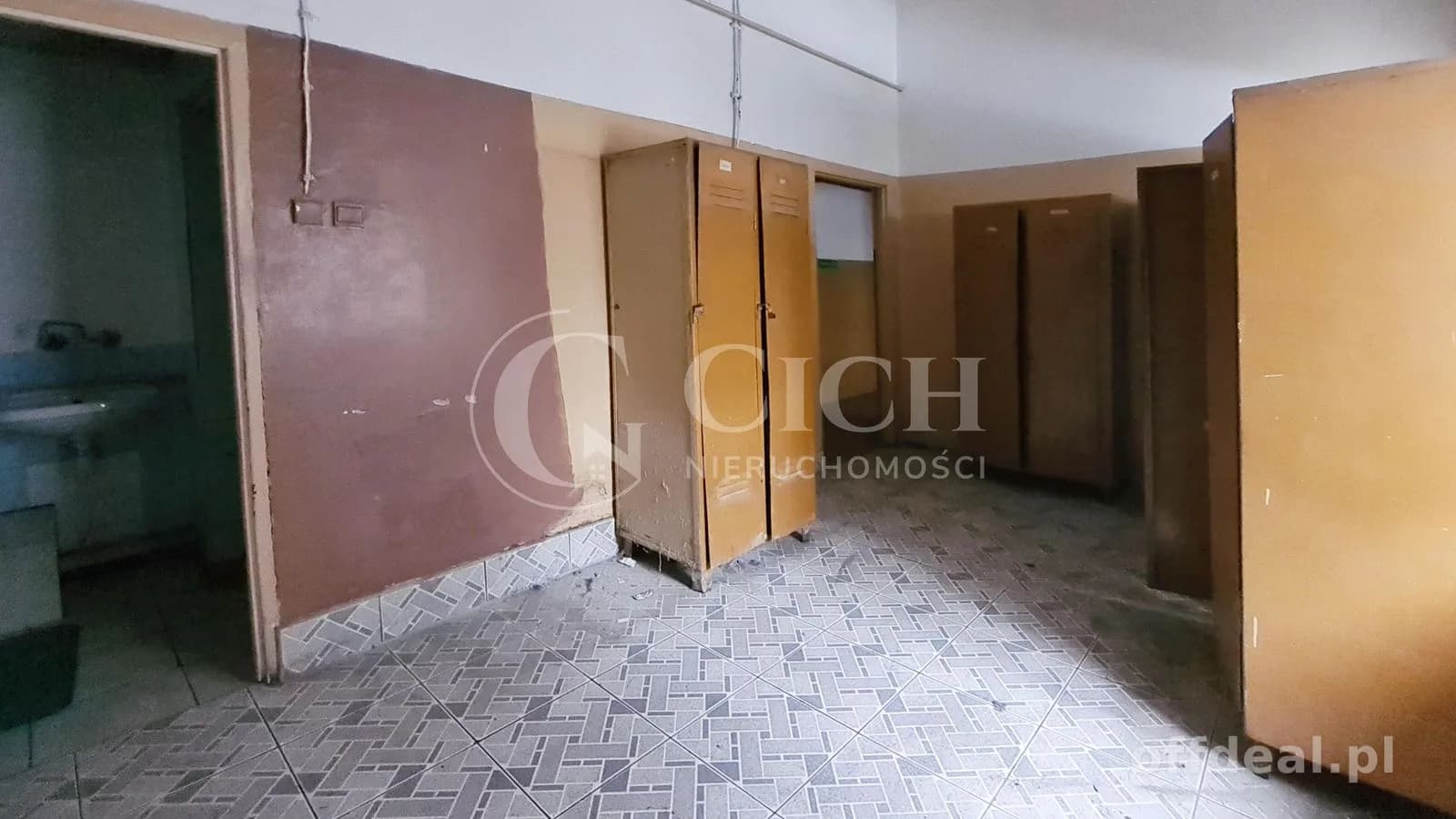 комерційна нерухомість в оренду у Chojnik | 262,5 m²