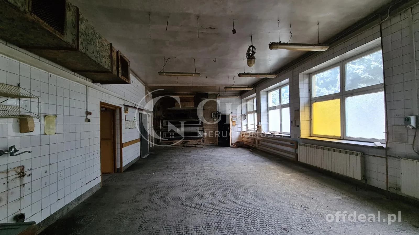 комерційна нерухомість в оренду у Chojnik | 262,5 m²