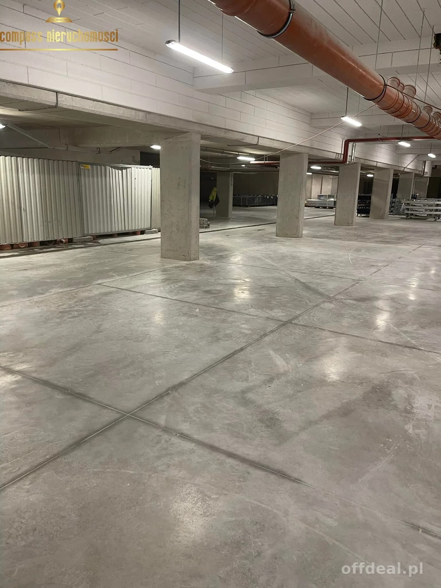 Inwestycyjny lokal z dużym tarasem 27 m2 Armii Krajowej