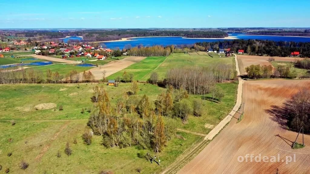 Wyjątkowe działki budowlane nad jeziorem Jagodne – Kozin gm Giżycko