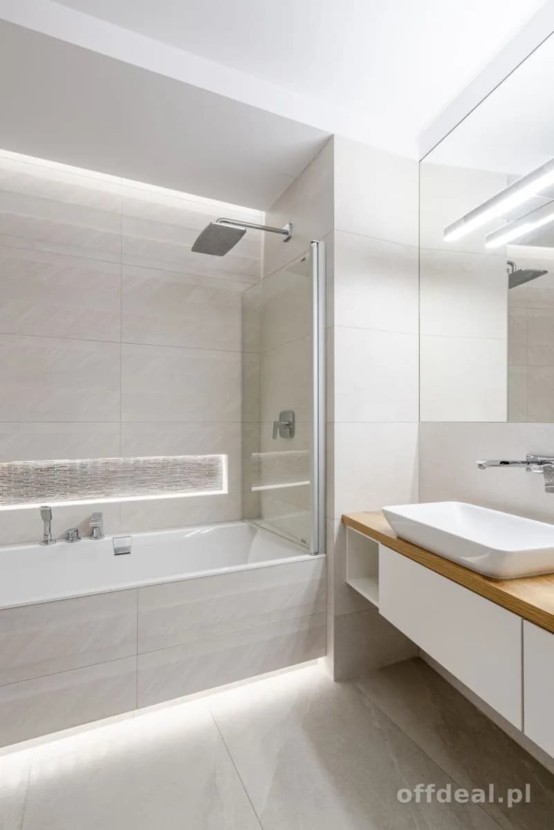 4-Zimmer Wohnung zur Miete in Wrocław, Śródmieście, Nadodrze | 107 m²