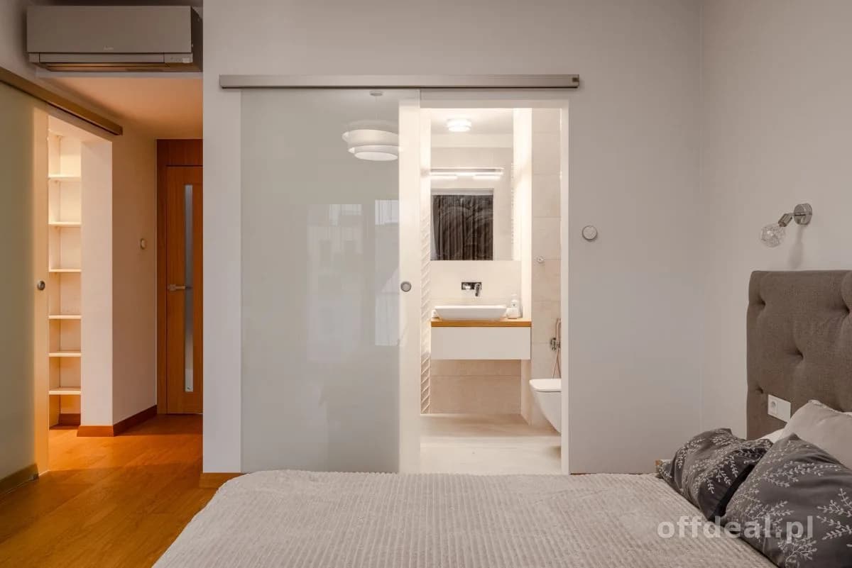 4-Zimmer Wohnung zur Miete in Wrocław, Śródmieście, Nadodrze | 107 m²