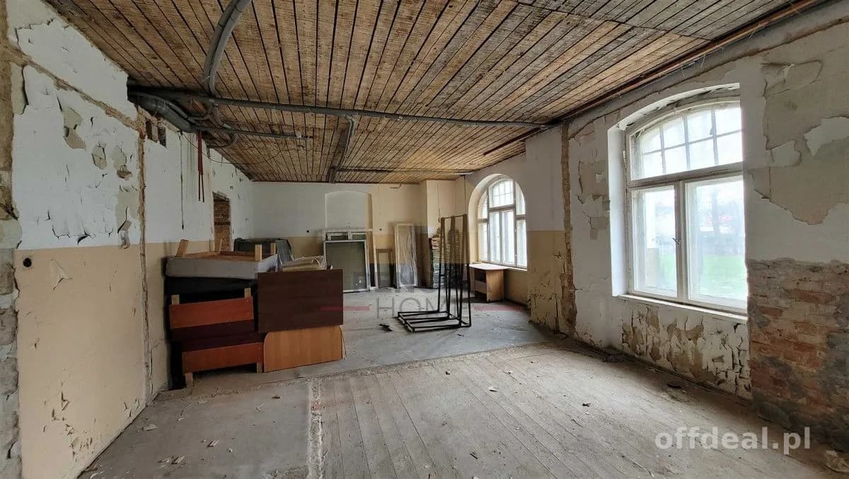 bien commercial à vendre à Jawor | 1 291,11 m²