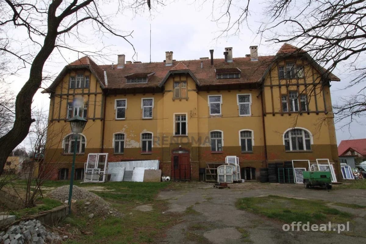 bien commercial à vendre à Jawor | 1 291,11 m²