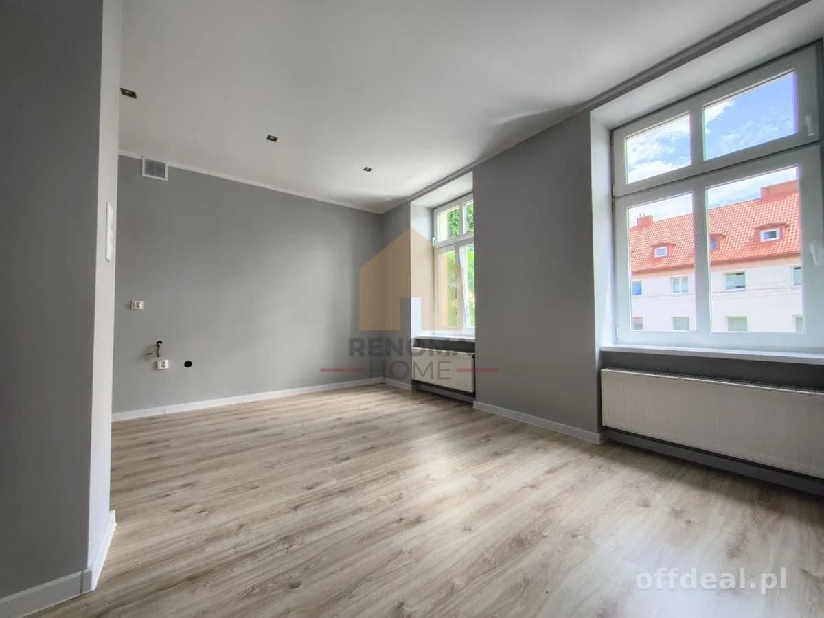 Słoneczne mieszkanie po remoncie 43 m²