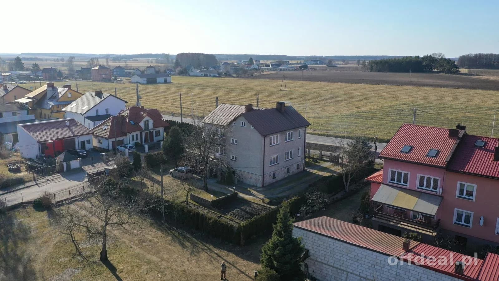 Solidny dom z zapleczem i garażem | idealny dla rodziny i pod biznes