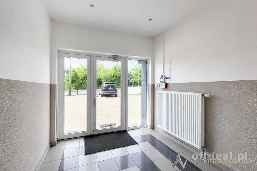 Lokal 130 m2 na biura, gabinety, usługi