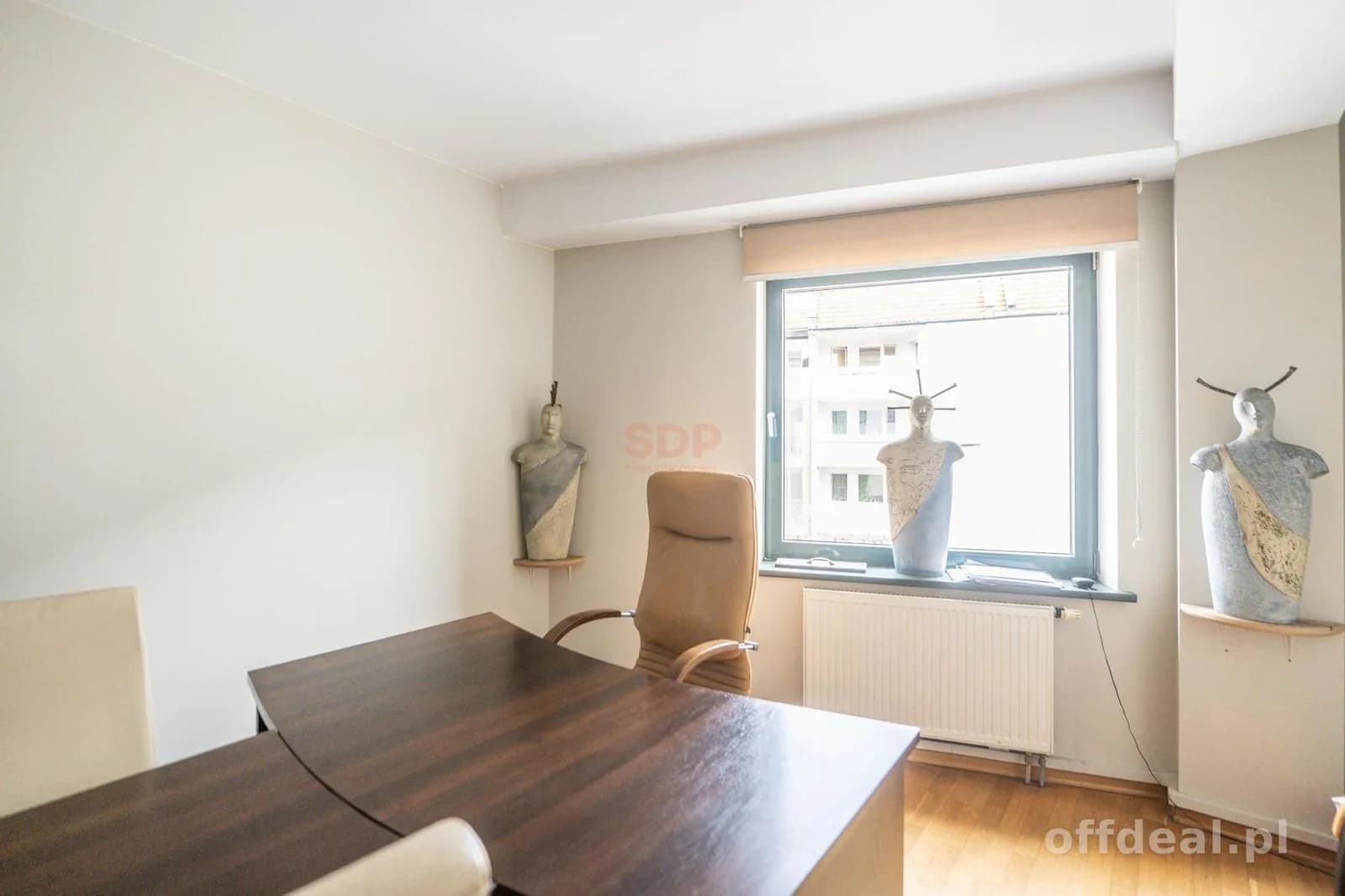 Lokal biurowy|2miejsca postojowe|Św.Mikołaja|113m2