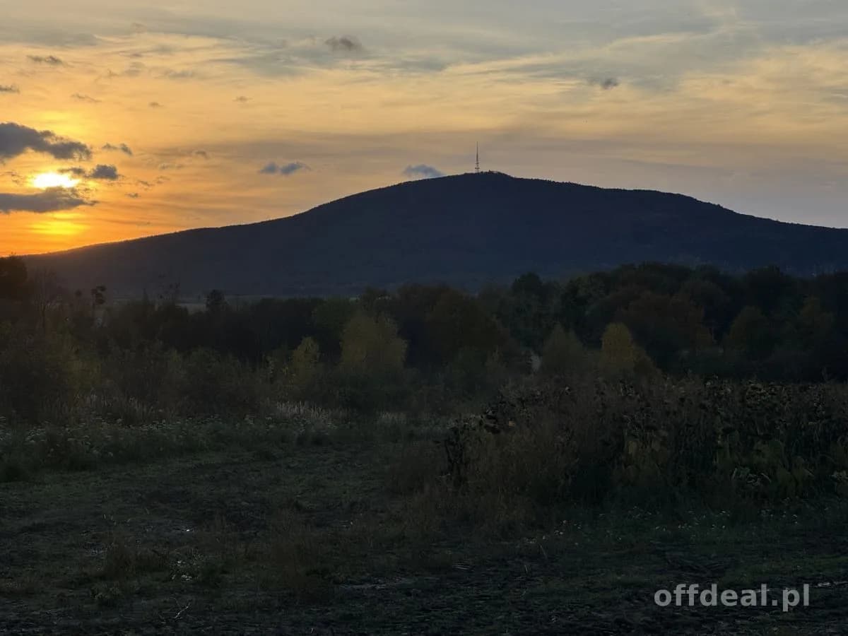 Działka 30arów - widok na Ślężę - 5 min od Sobótki