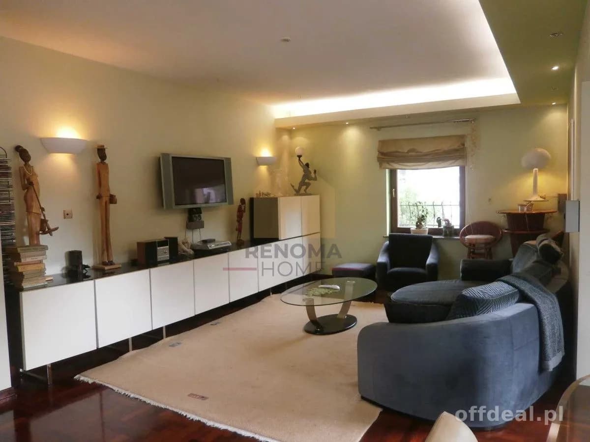 commercial property for sale in Jawor | 945.17 m²