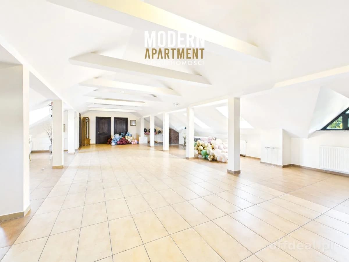 Gewerbeimmobilie zur Miete in Pszczółki | 346 m²