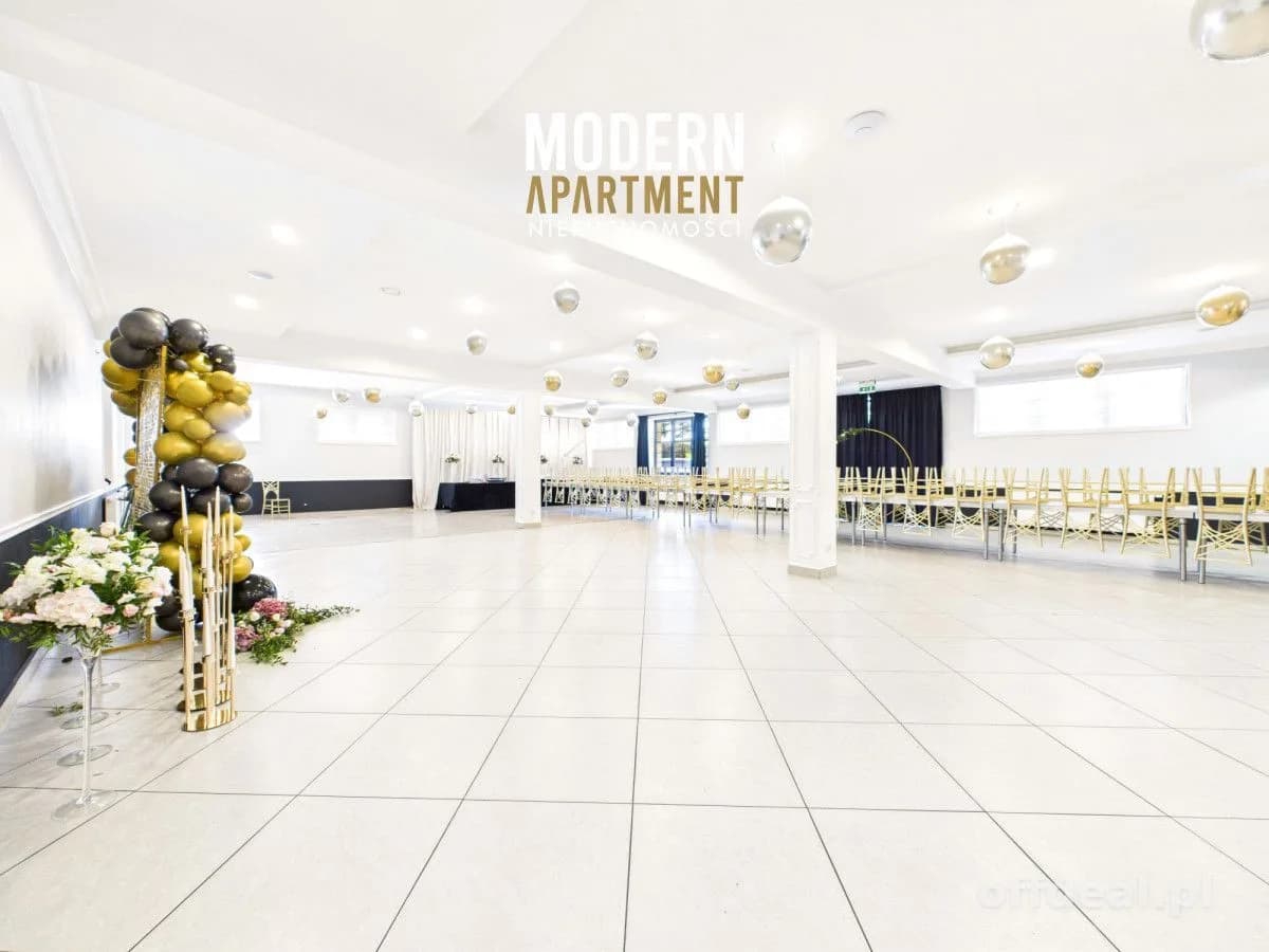 Gewerbeimmobilie zur Miete in Pszczółki | 346 m²