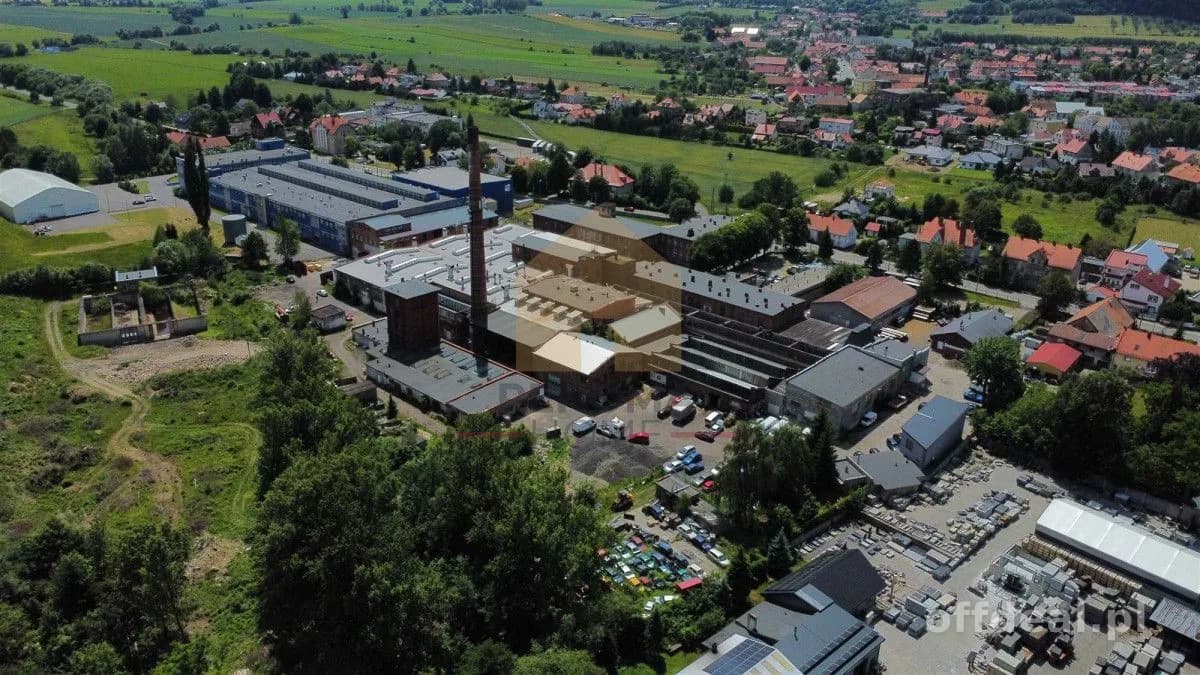 bien commercial à vendre à Bielawa | 13 000 m²