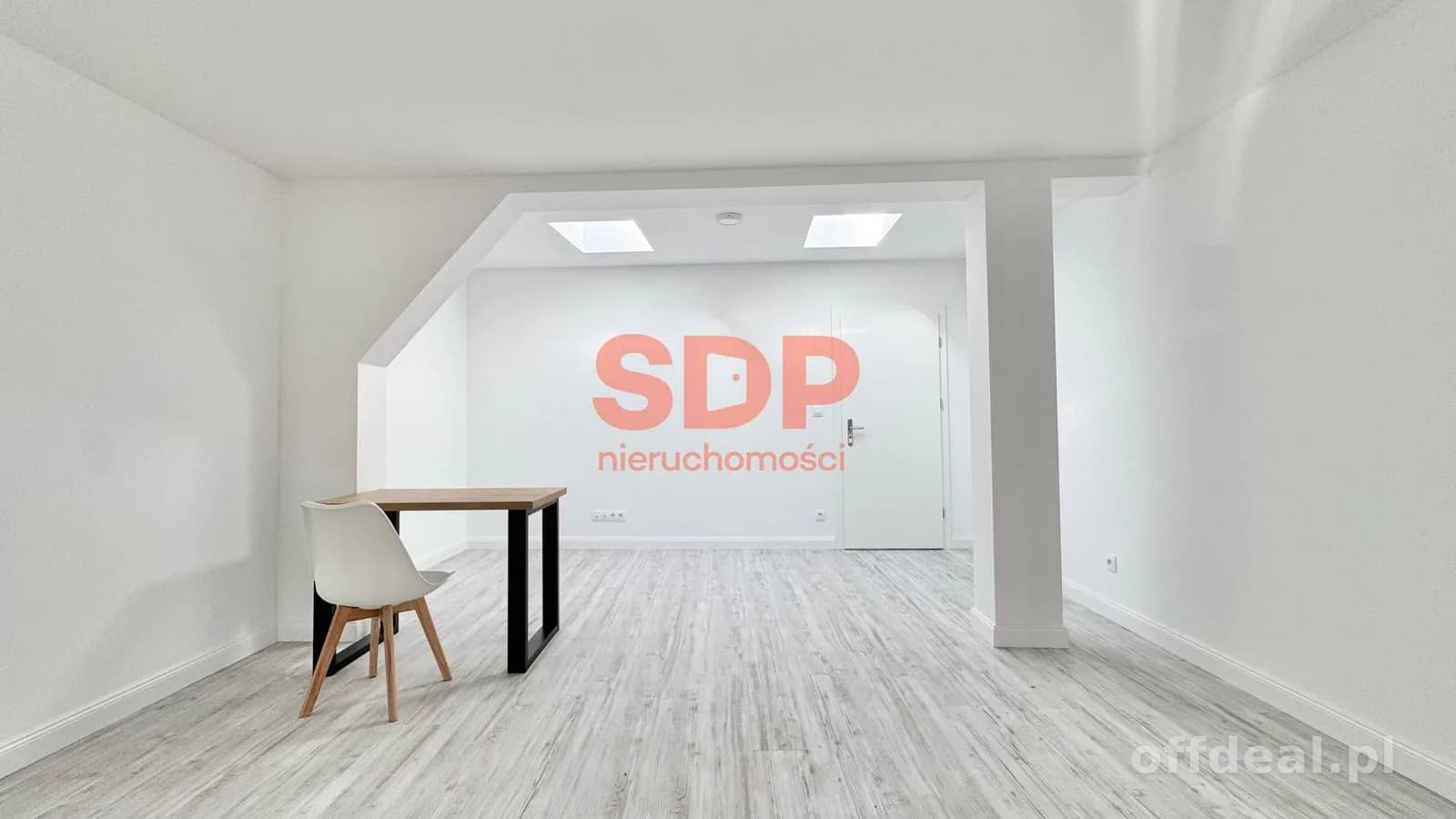 przestronny pokój dla studenta | 29 m2 | piękna kamienica | winda