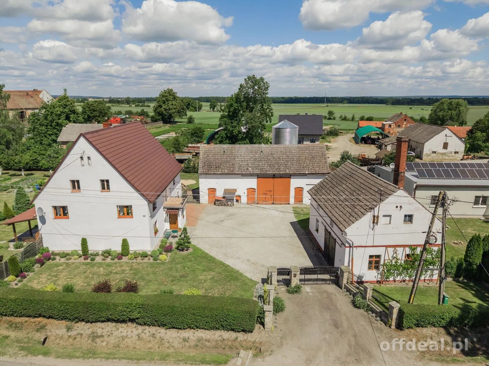 Dom z własną kuźnią i strumykiem | Sielski klimat