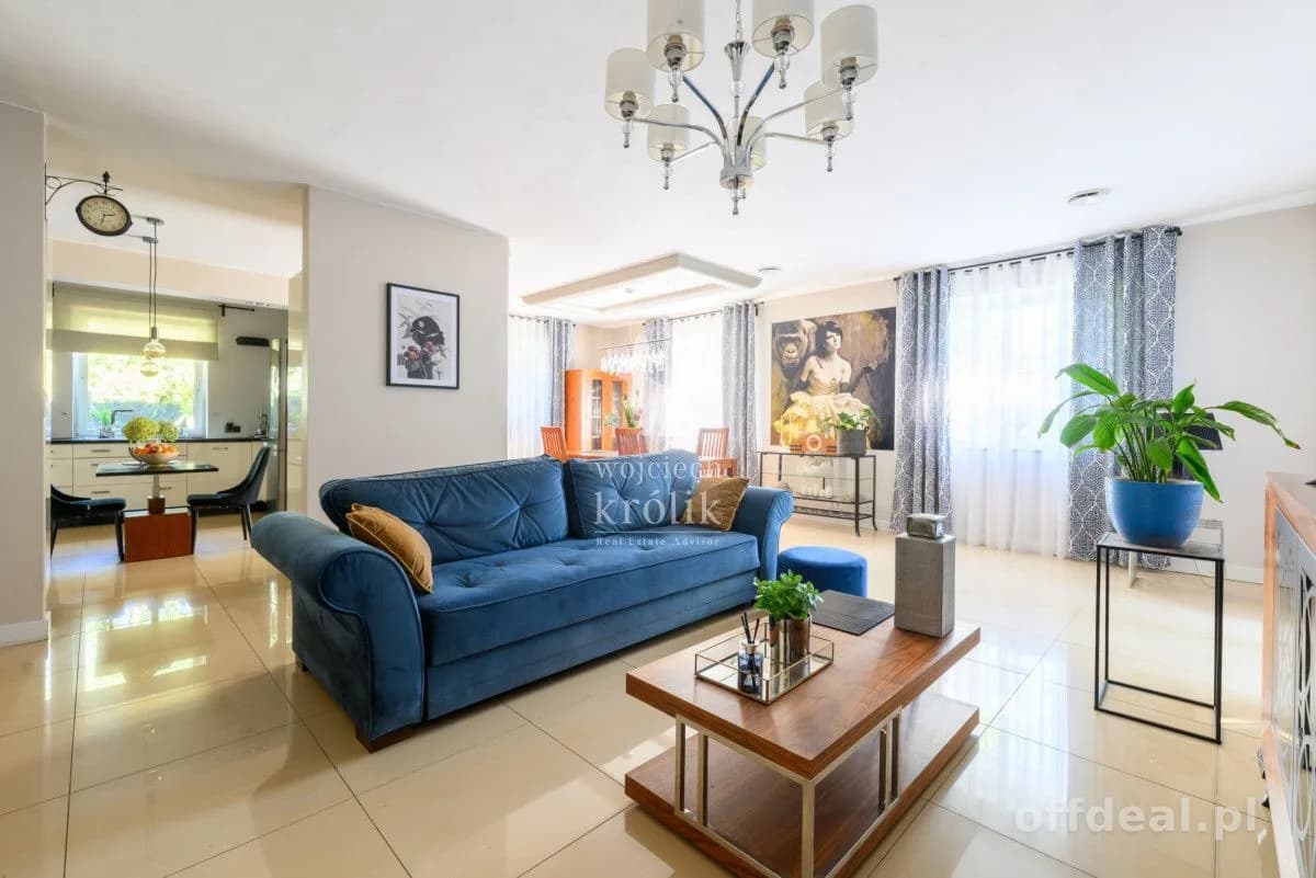 будинок на продаж у Józefów | 4-кімн. | 195 m²
