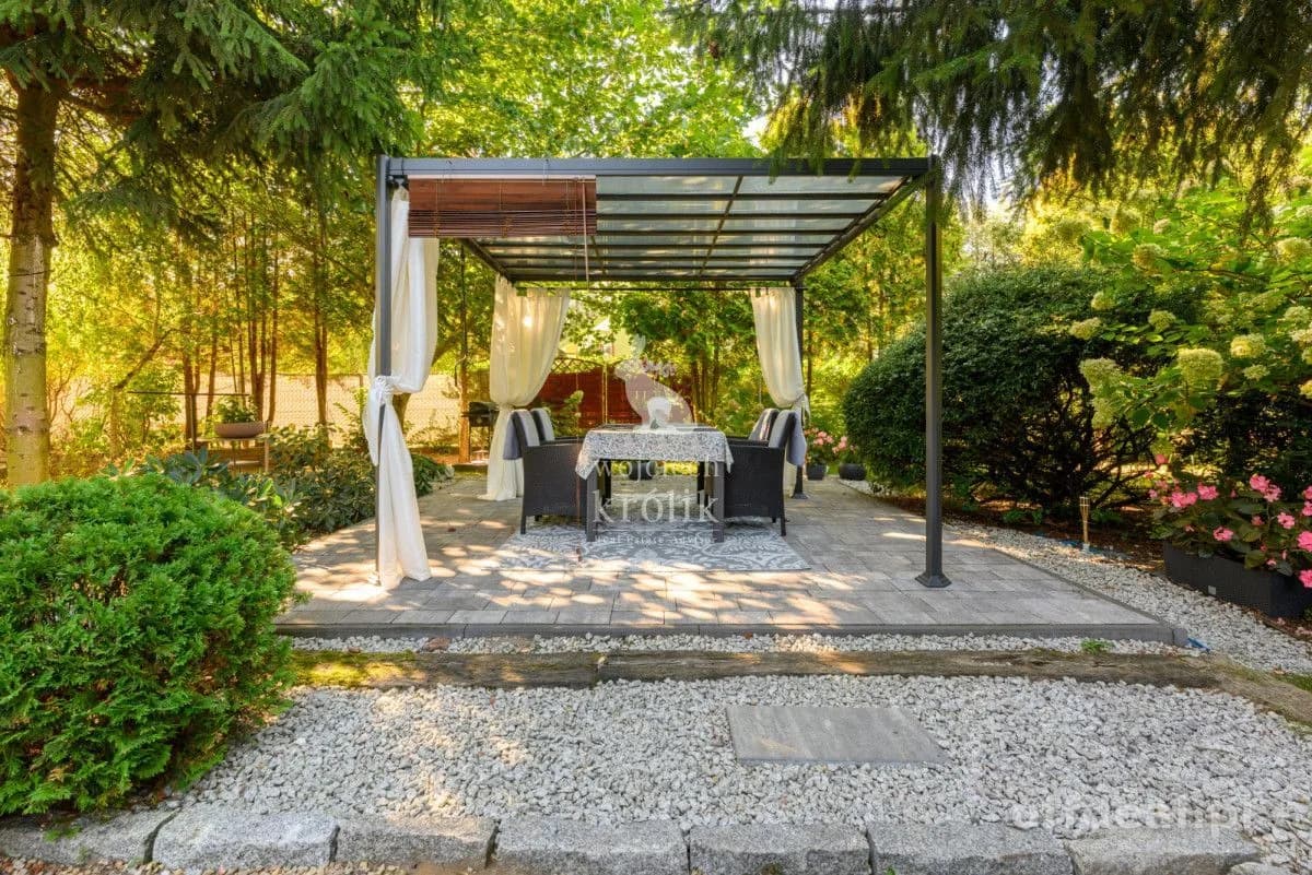 будинок на продаж у Józefów | 4-кімн. | 195 m²