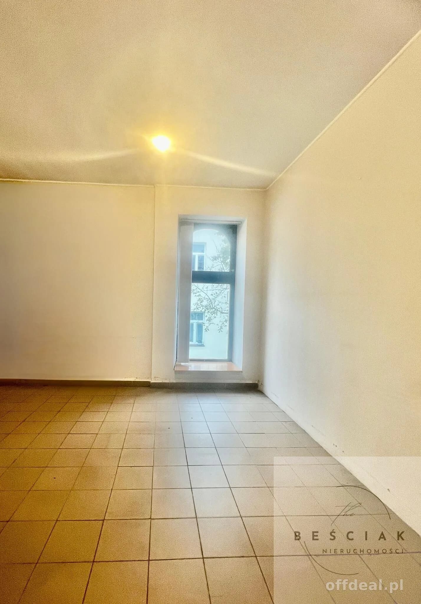 bien commercial à louer à Tarnów | 40 m²