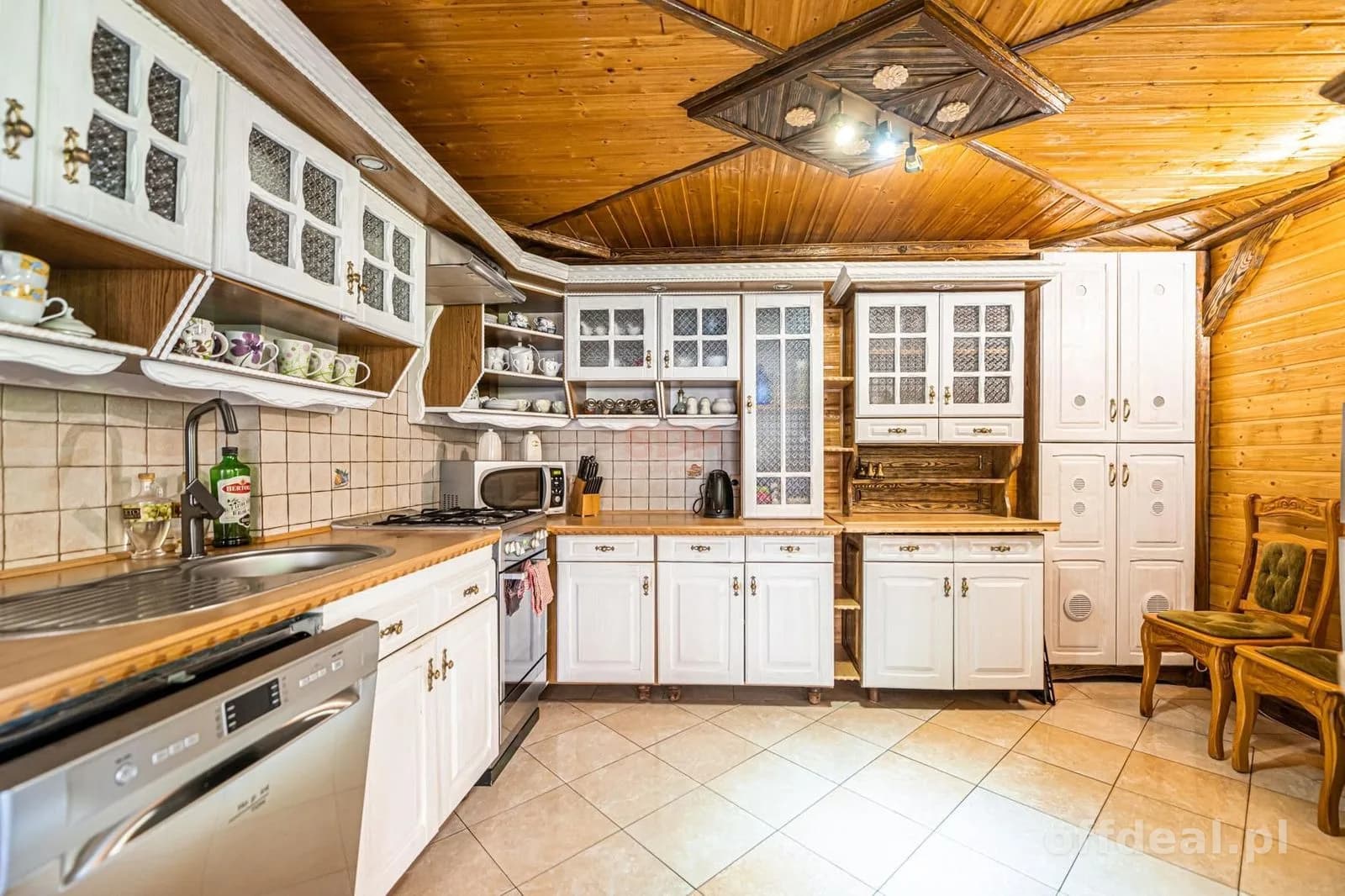 будинок на продаж у Milicz | 6-кімн. | 216 m²