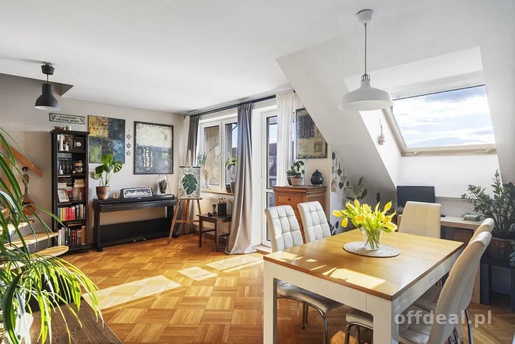 Cukrowa| 3 pok| balkon| piwnica| wnętrze z duszą