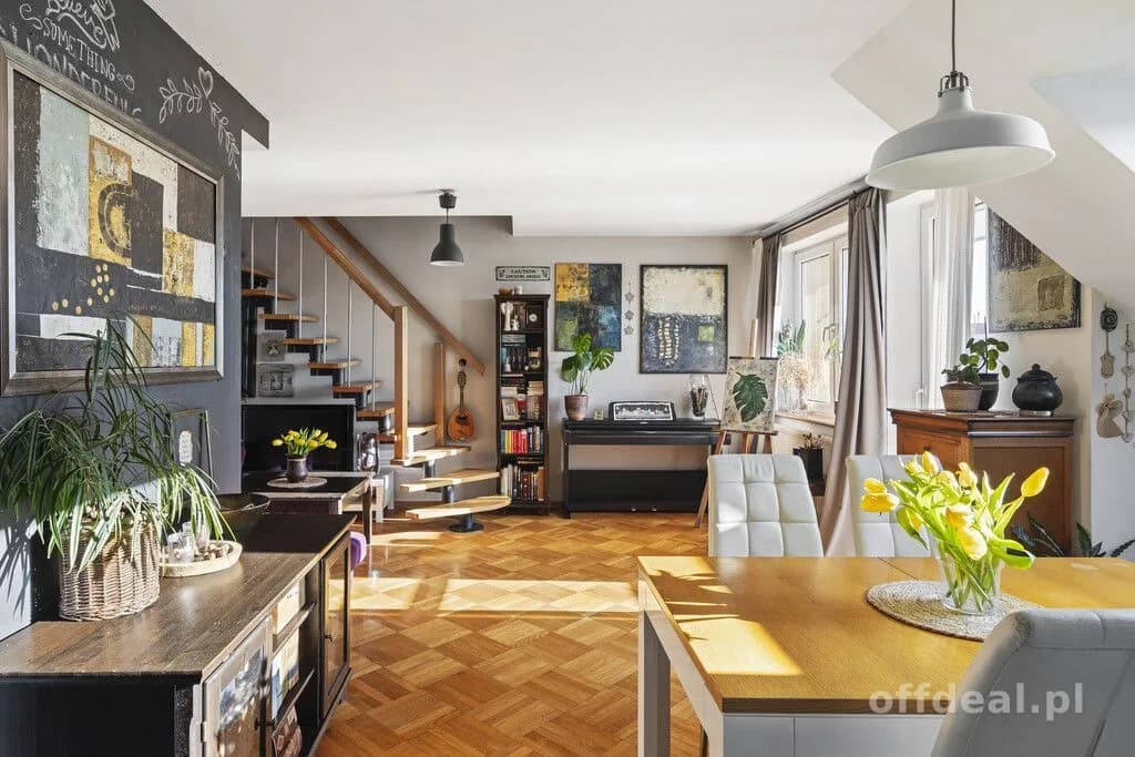 Cukrowa| 3 pok| balkon| piwnica| wnętrze z duszą
