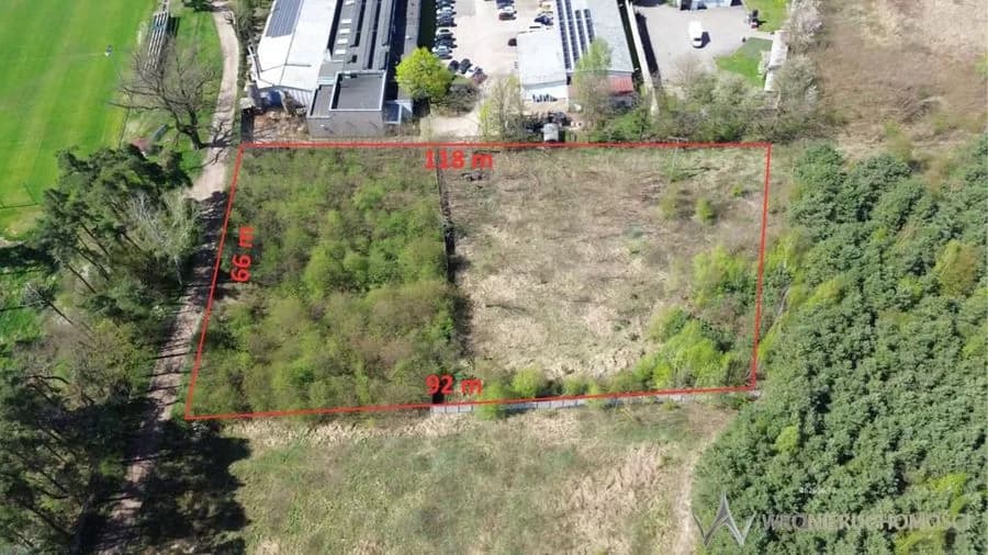 Działka z przeznaczeniem komercyjnym / 0,67ha