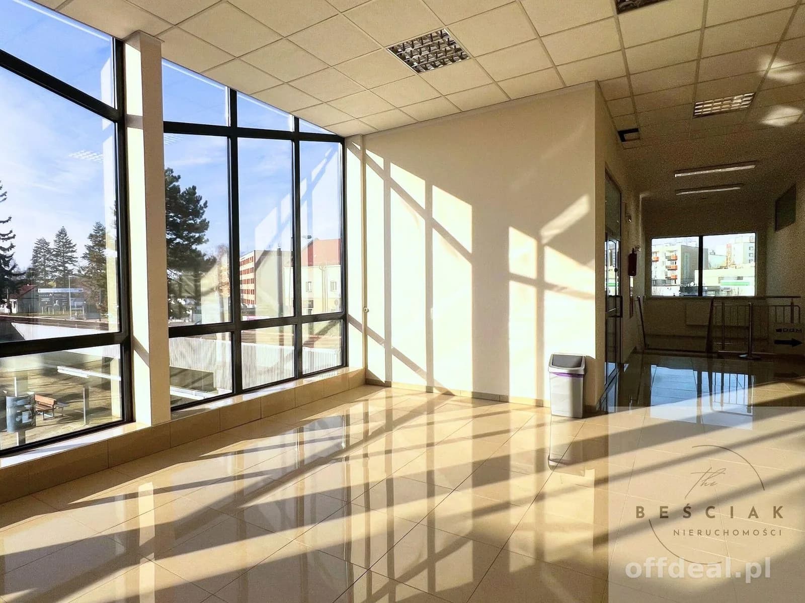 OSTATNI DOSTĘPNY LOKAL WRAZ Z PARKINGIEM!
