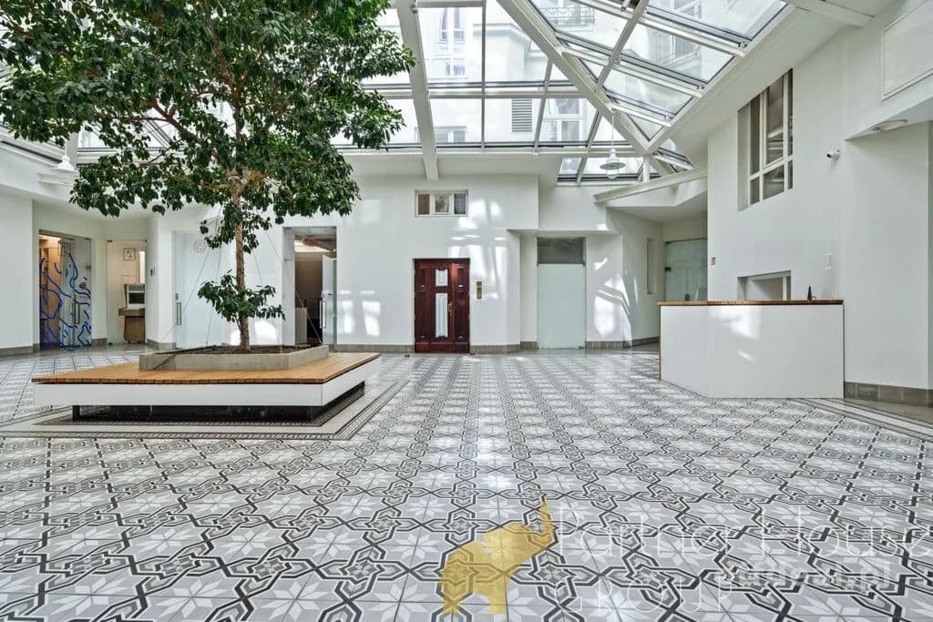 Unikalny lokal z witryną - prestiżowa kamienica