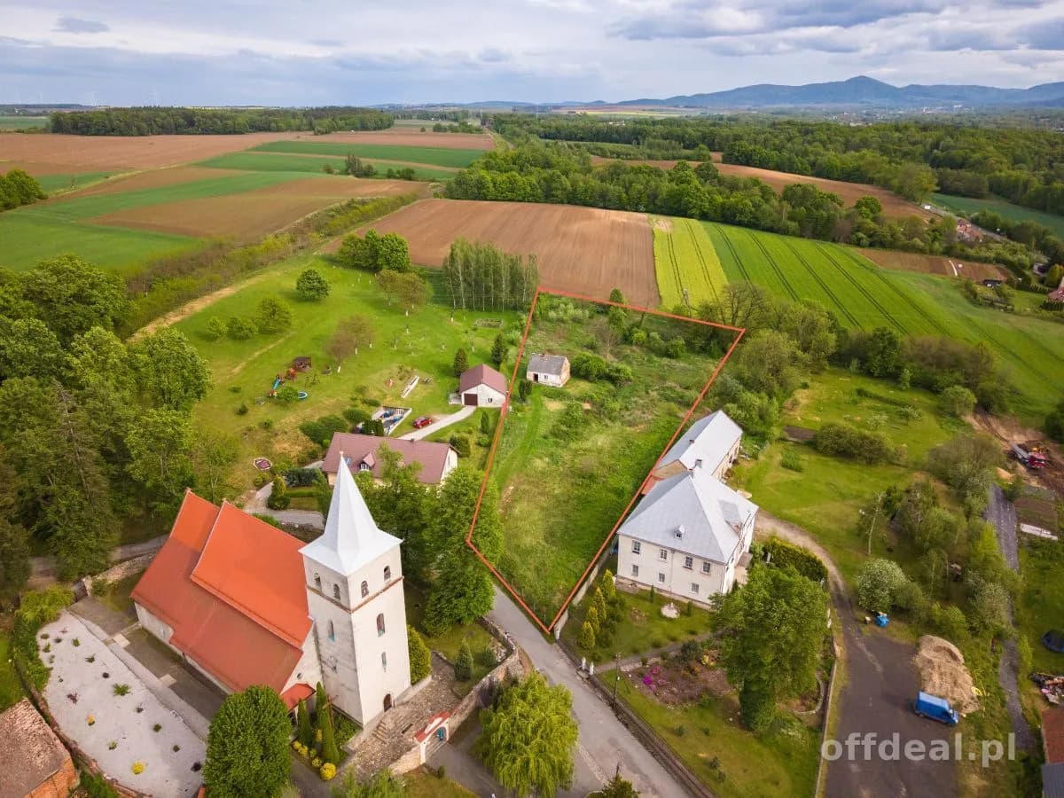 Dom do remontu * duża działka 6999m2 *blisko Gór