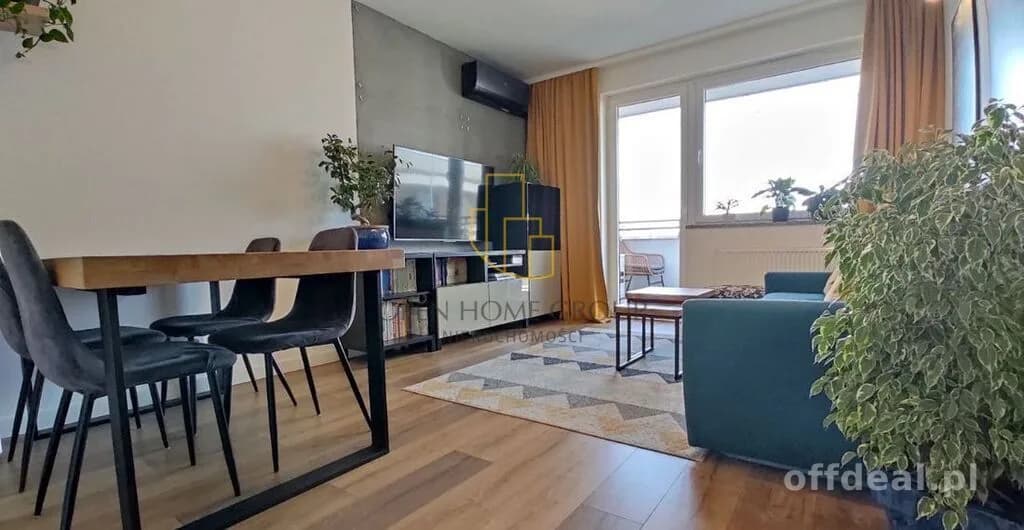Foto 2: Wohnung, 3 rooms, 62 m², Wrocław