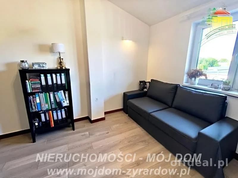 4-Zimmer Haus zum Verkauf in Żyrardów | 90 m²