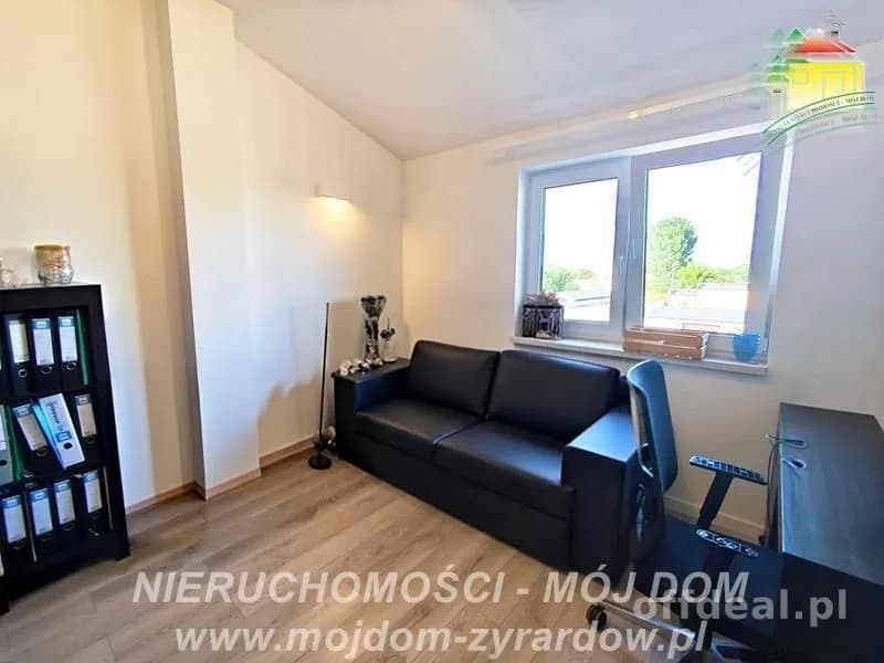 4-Zimmer Haus zum Verkauf in Żyrardów | 90 m²