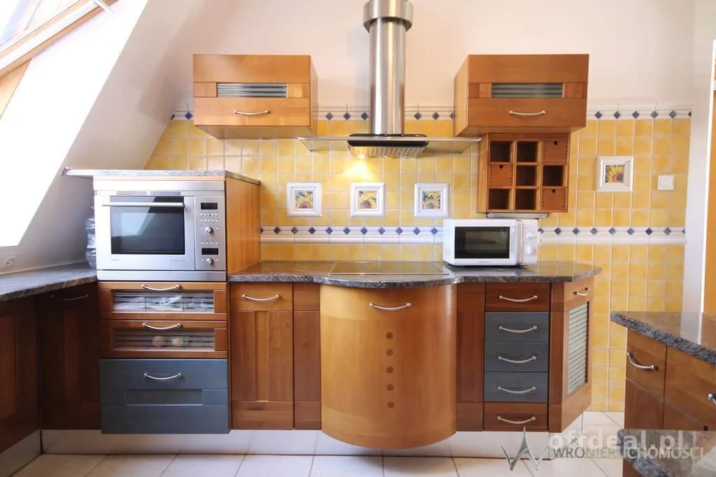 Płyta Rynku, 70m2, własny garaż, 2 tarasy