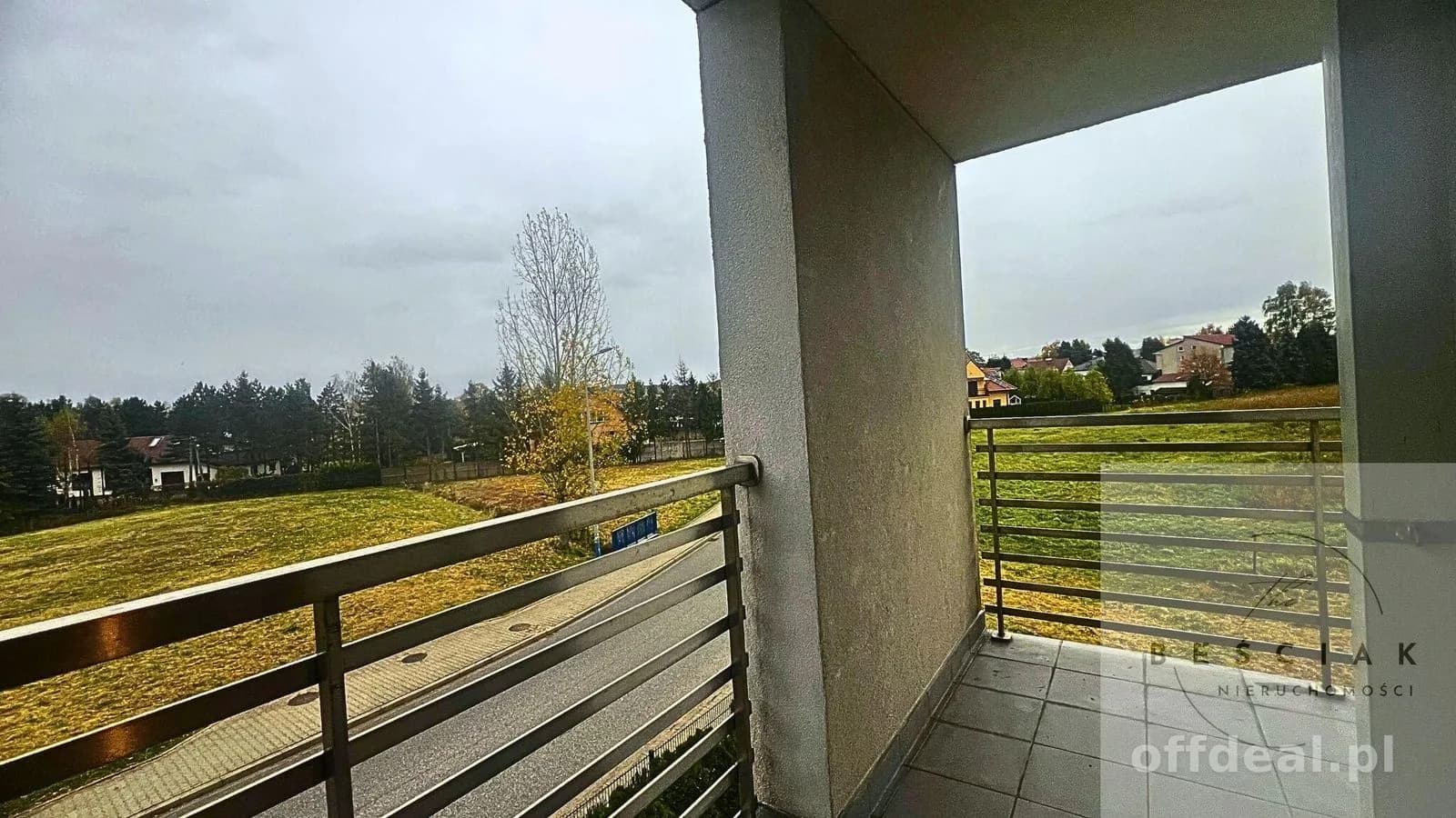 Komfortowe 3-pokojowe mieszkanie z tarasem i garażem– Kraków, Dębniki