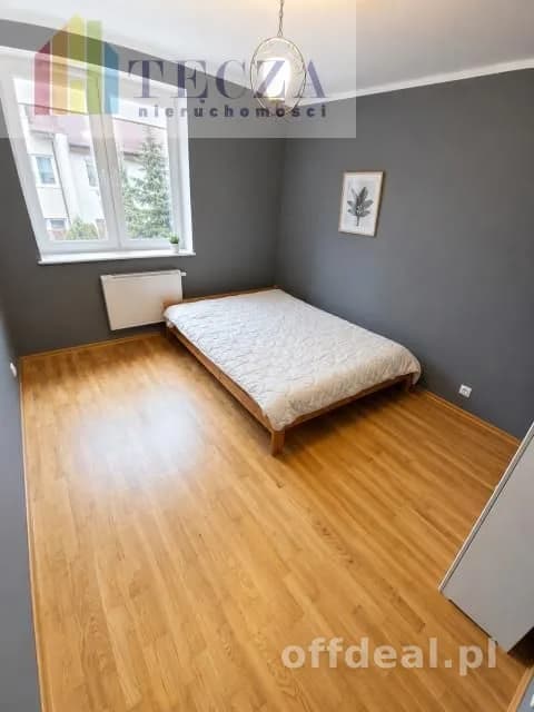 7-Zimmer Haus zur Miete in Warszawa, Wesoła, Stara Miłosna | 278 m²