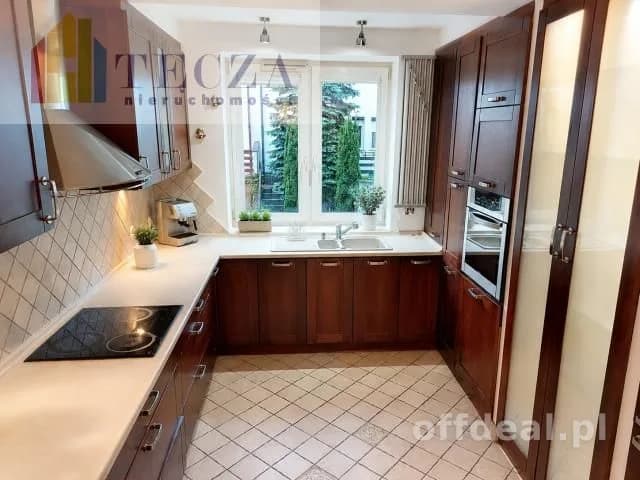 7-Zimmer Haus zur Miete in Warszawa, Wesoła, Stara Miłosna | 278 m²