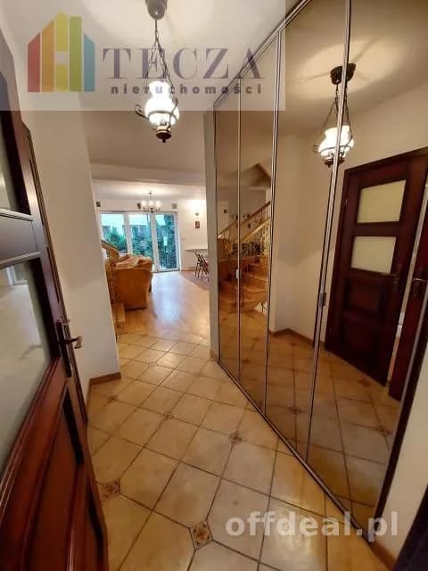 7-Zimmer Haus zur Miete in Warszawa, Wesoła, Stara Miłosna | 278 m²