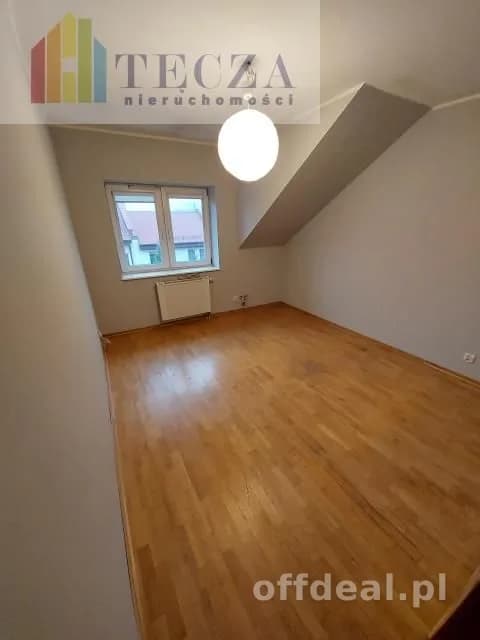 7-Zimmer Haus zur Miete in Warszawa, Wesoła, Stara Miłosna | 278 m²