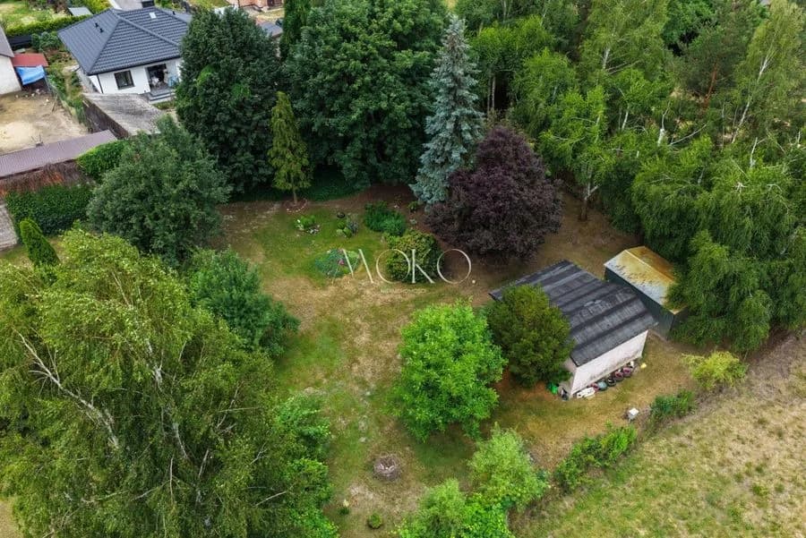 Działka budowlana z pięknym ogrodem | Jaktorów
